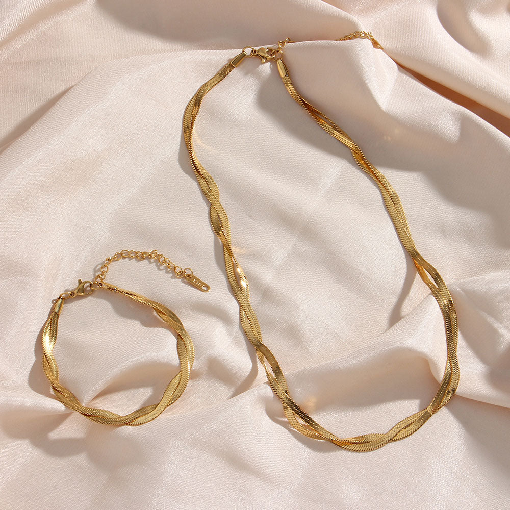 Madiorelle | 18K Gold Twisted Arm Band