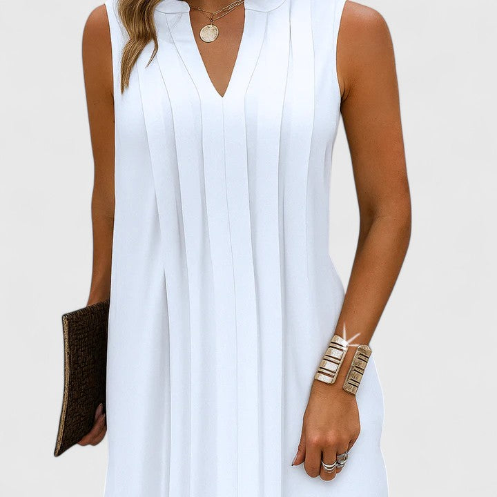 Clarhild™ | Chic V-Neck Dress for a Flattering Fit