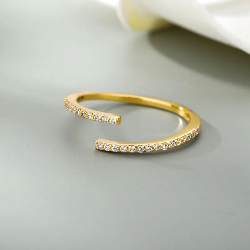 Eliandrea | Timeless 18K Gold Zirconia Ring