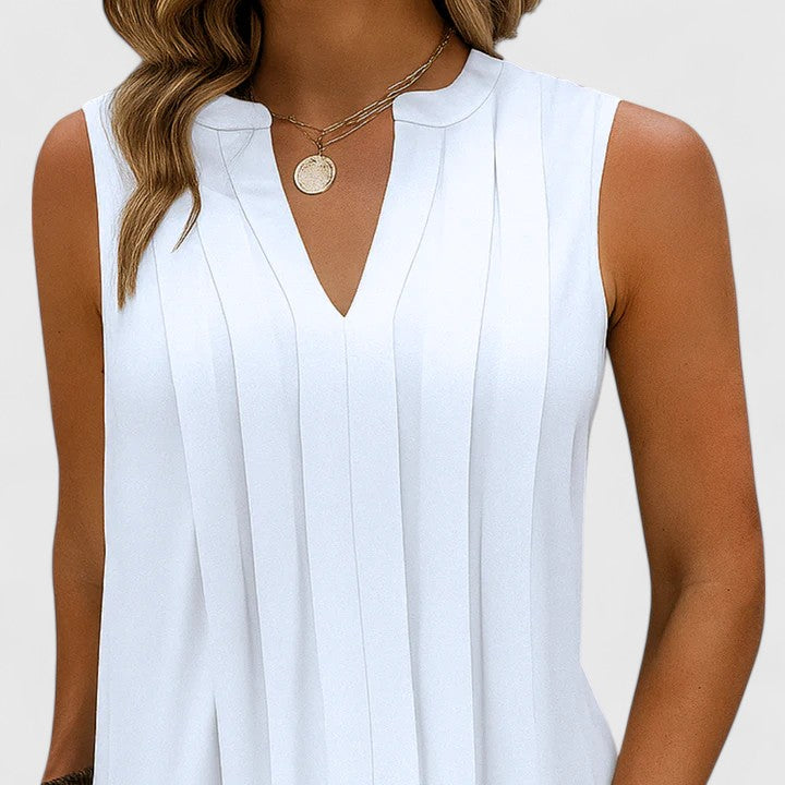 Clarhild™ | Chic V-Neck Dress for a Flattering Fit