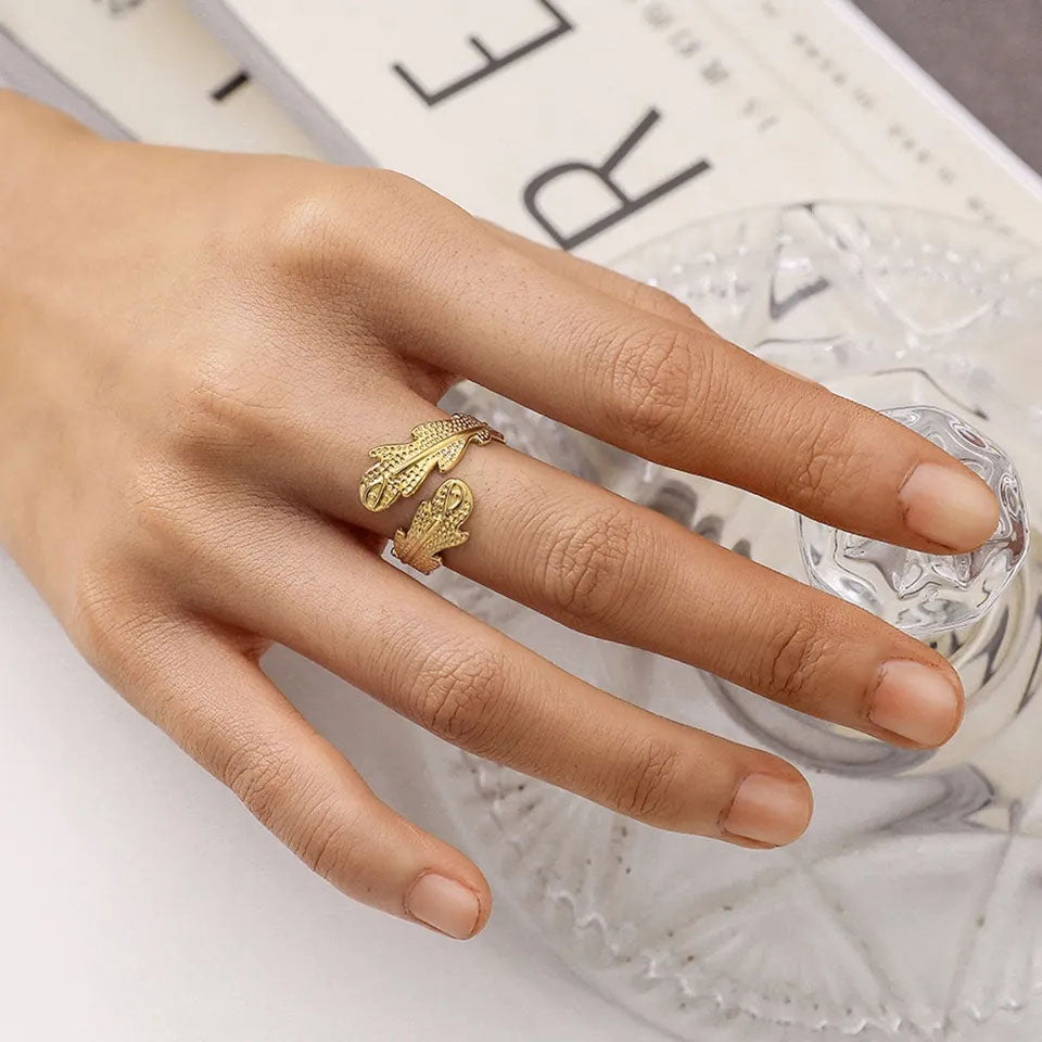 Janirelle 18K Gold Coral Ring