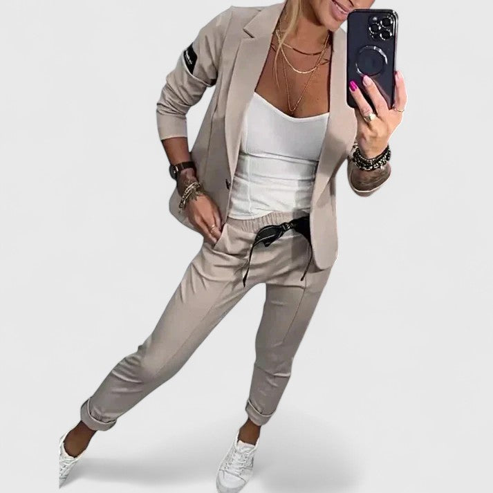 Kina | Chic Two-Piece Ensemble