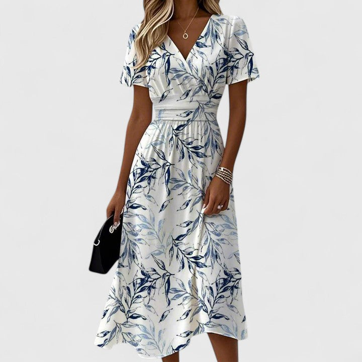 Fenyska | Chic Elegance Dress