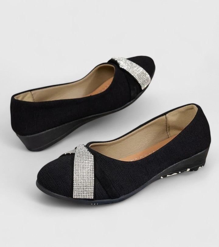 Leigh | Comfort-Oriented Orthopedic Footwear