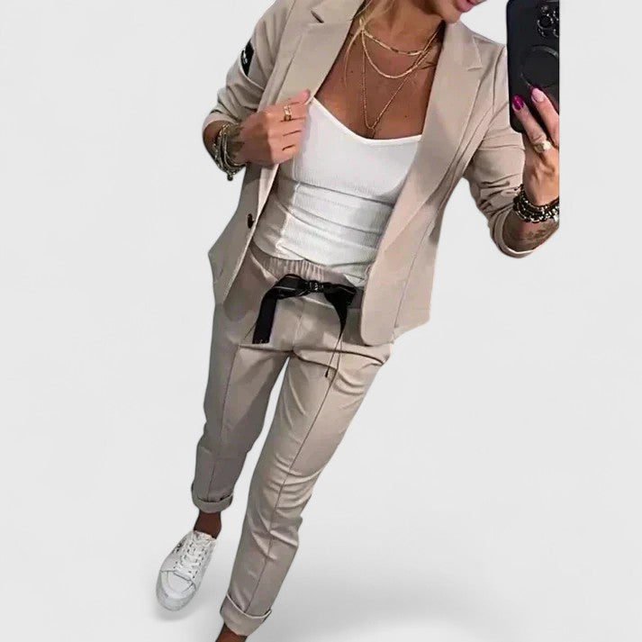 Kina | Chic Two-Piece Ensemble