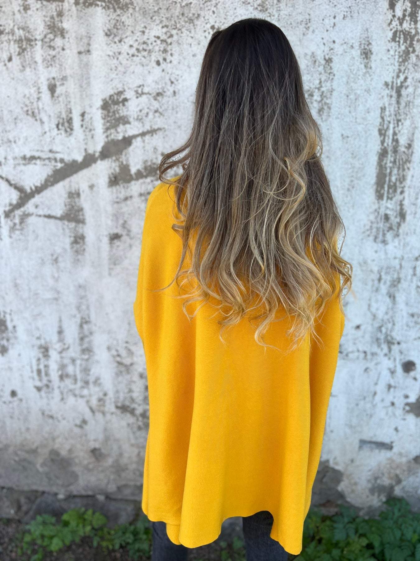 Koa | Stylish Elegance Sweater