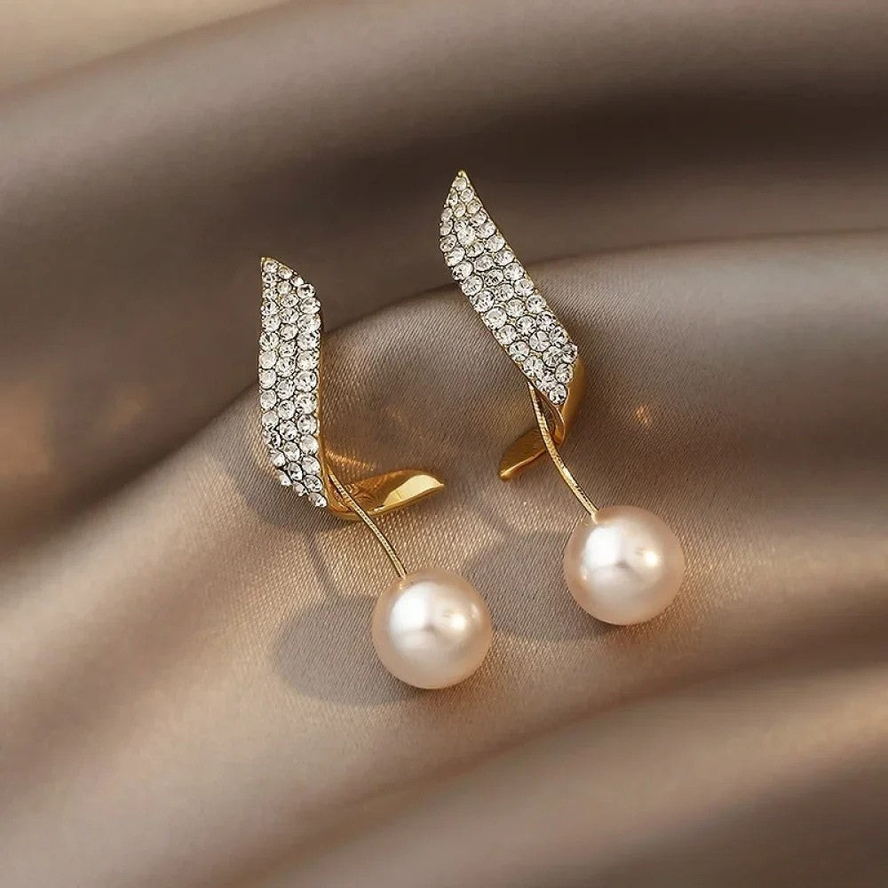 Elegant Pearl Drop Earrings