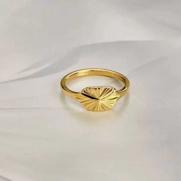 Aurizette 18K Gold Sunray Ring