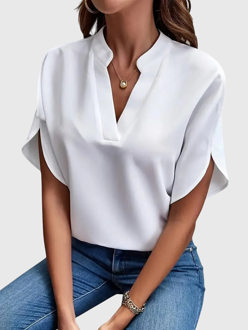 Beatrix™ | Luxuriously Soft V-Neck Top with Elegant Design