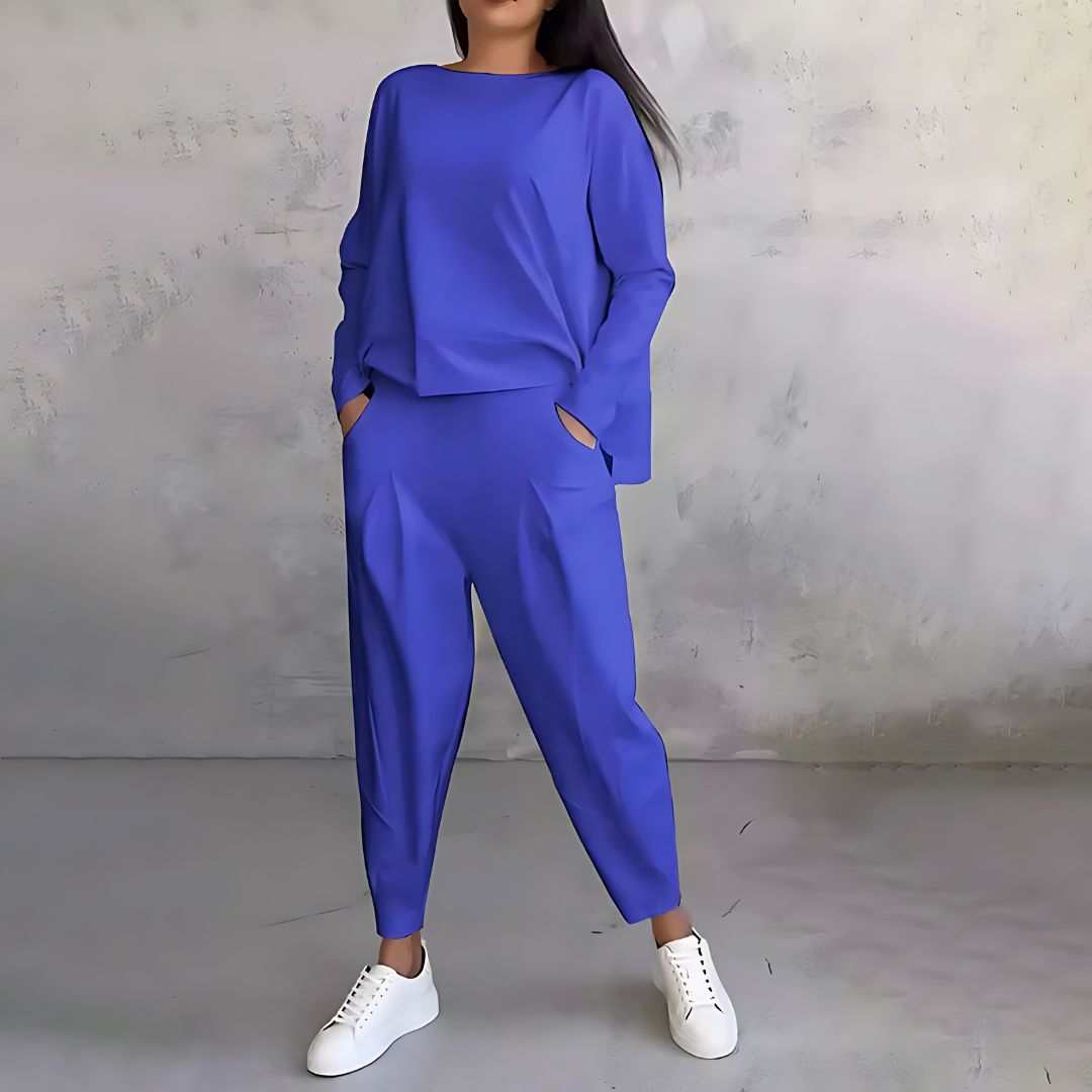 Avenn | Cozy Two-Piece Ensemble
