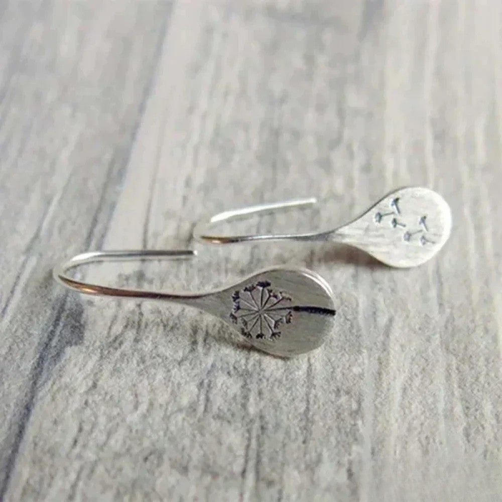 Chic Silver Earrings Featuring Dandelion Leaf Design