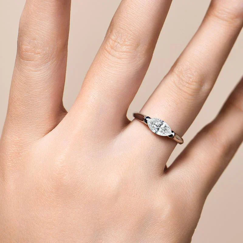Avanirelle | 18k Gold Diamond Ring