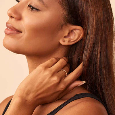 Soravelle | 18K Gold Round Earrings