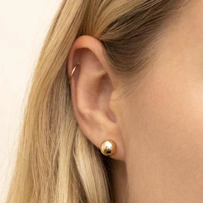 Soravelle | 18K Gold Round Earrings