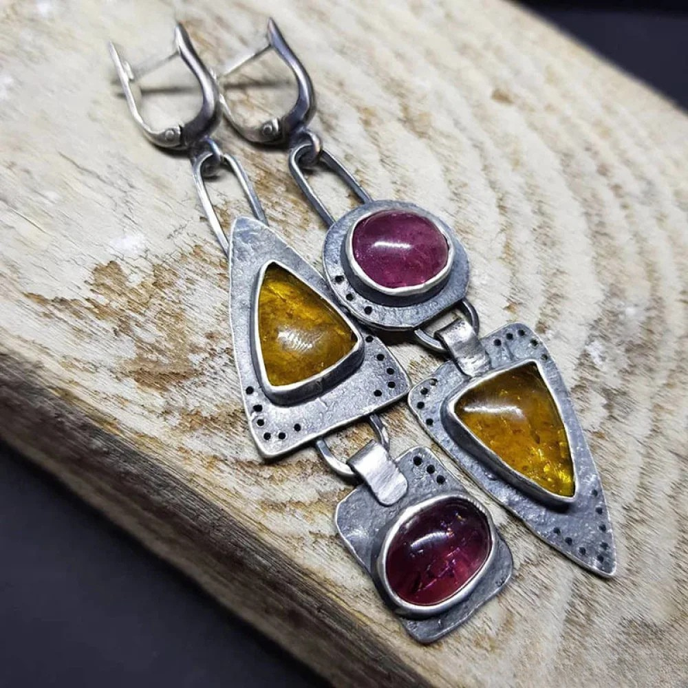Vintage-Inspired Triangular Geometric Earrings