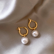 Chic Golden Pearl Earrings