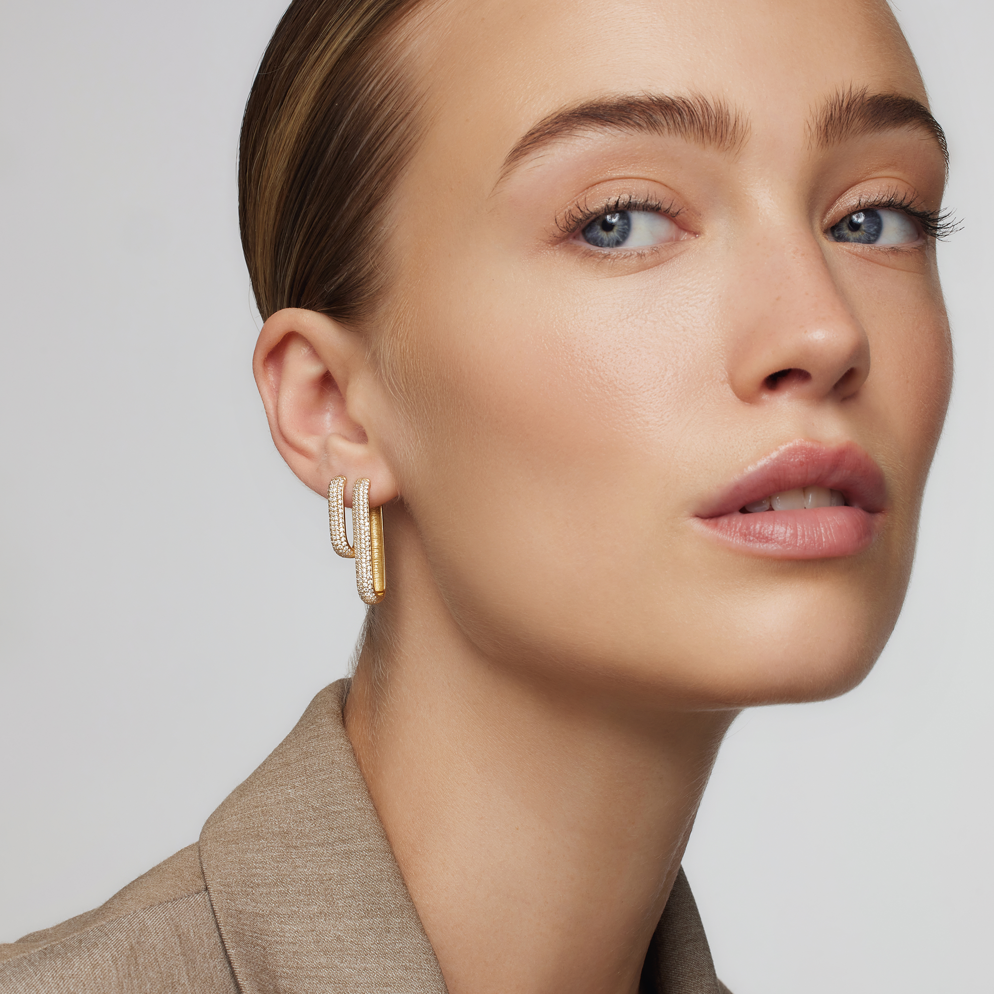Arizaleth | 18k Gold Earrings