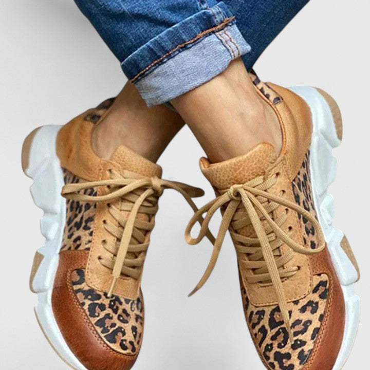 Pravira | Sophisticated Footwear