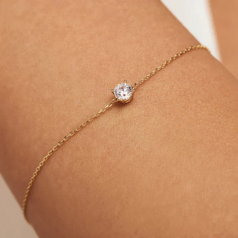 Dalynette | 14k Gold Bracelet Adorned with Moissanite Stones