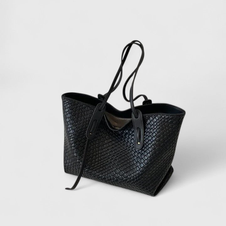 Sarenya | Chic Tote Bag