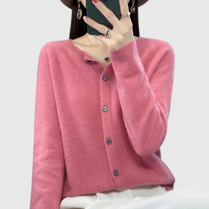 Lyxandria | Cozy Cardigan for Ultimate Comfort