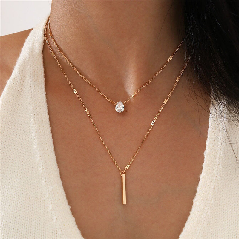 Classic Gold Pendant Necklace Set