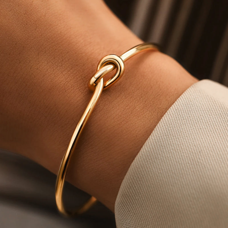 Adjustable Retro Knot Bracelet
