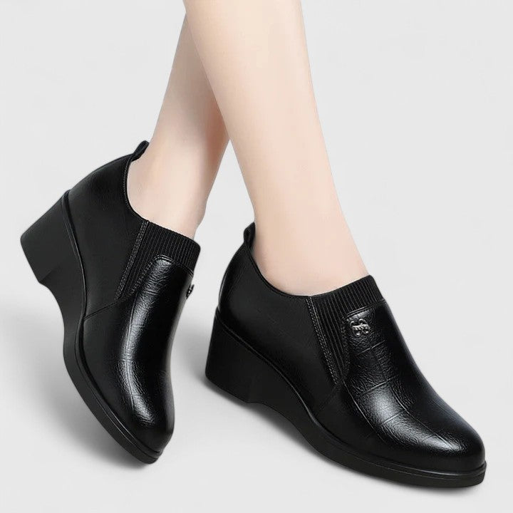 Averleigh | Stylish Elegance Footwear
