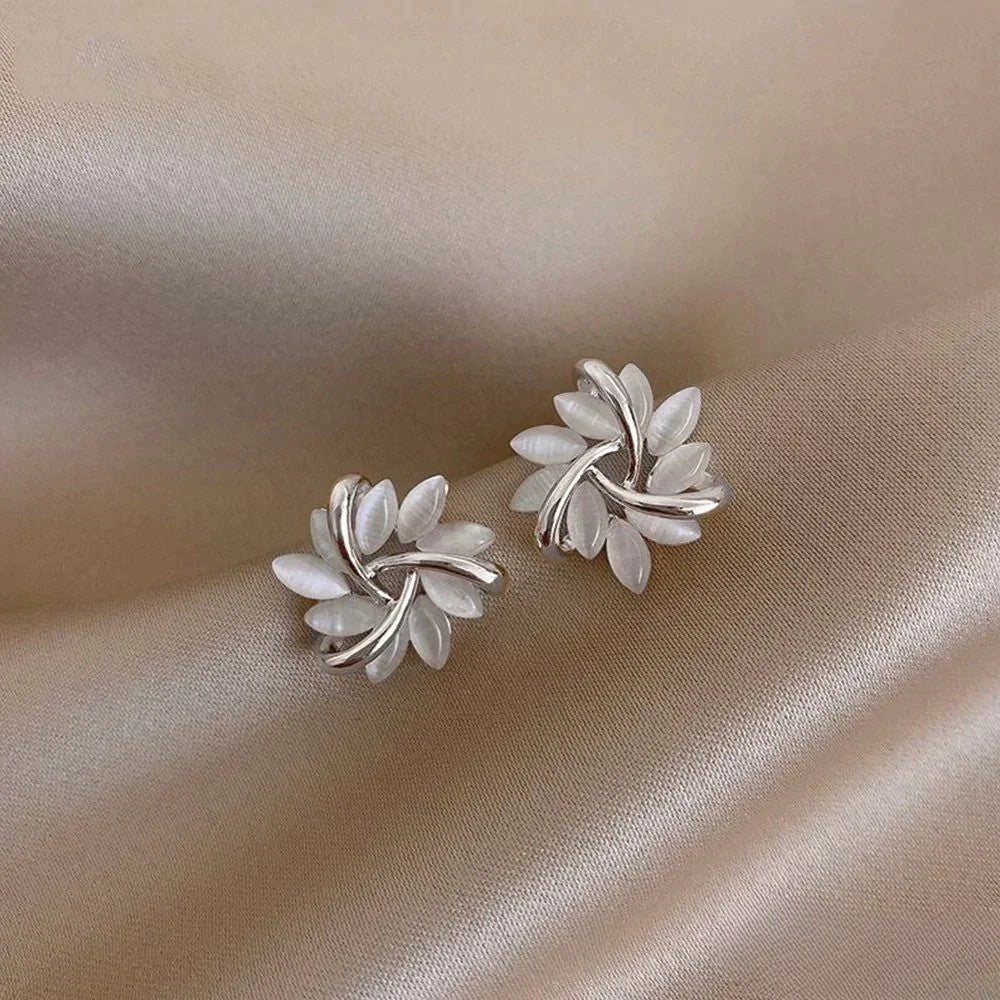 Stunning Gold Earrings Featuring Delicate Opal Flower Designs