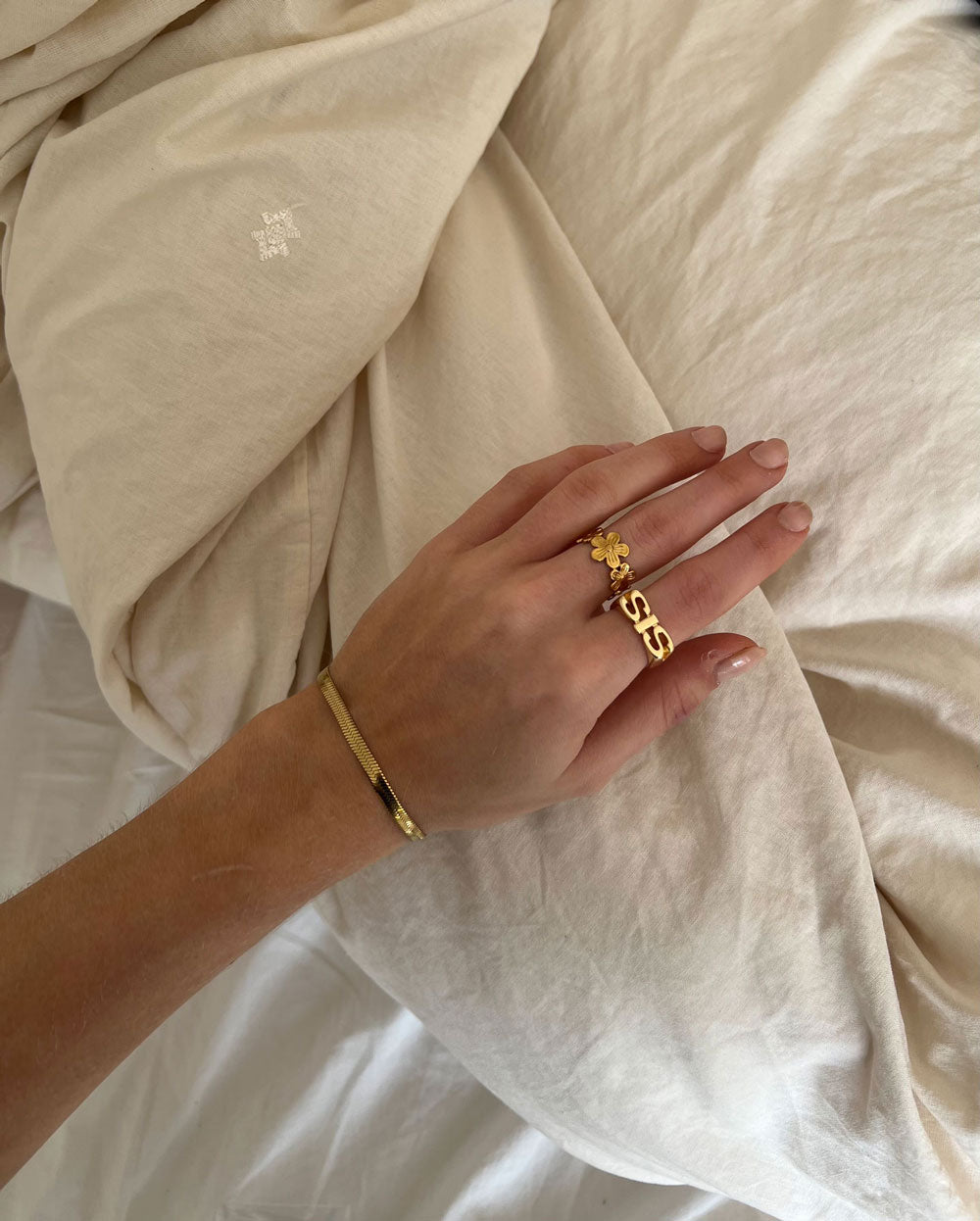 Thalireine | 18K Gold Ring