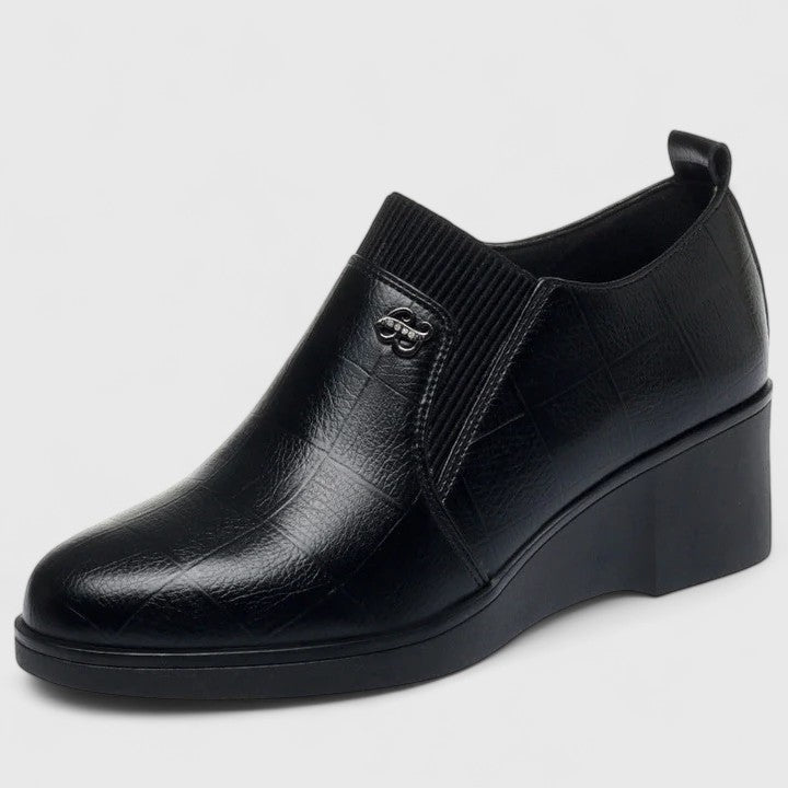 Averleigh | Stylish Elegance Footwear