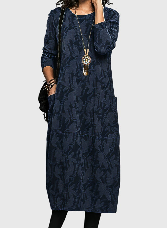 Victoria | Relaxed Round-Neck Dress