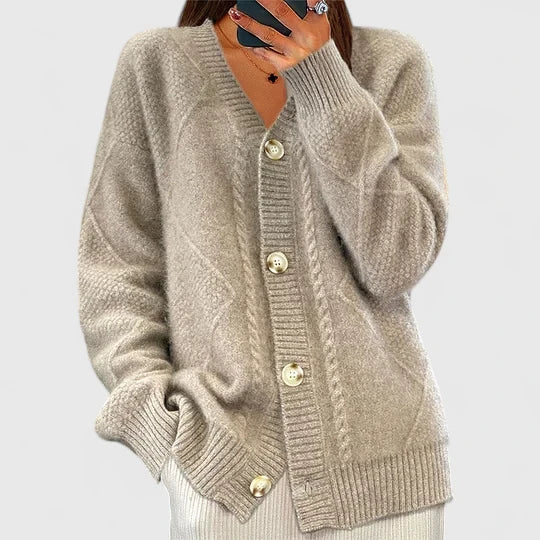 Solenyahh | Cozy Cardigan