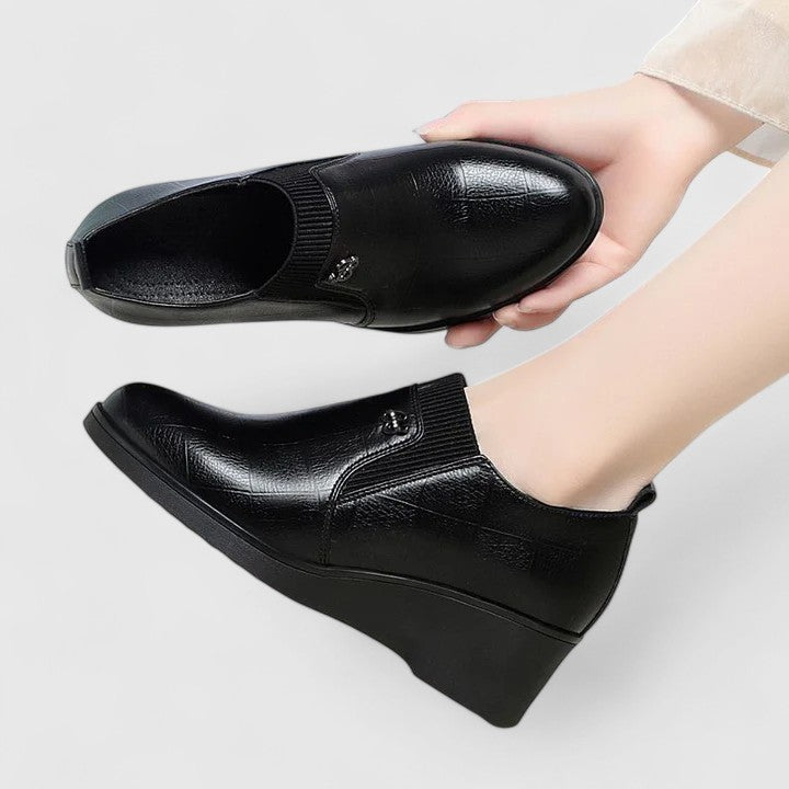 Averleigh | Stylish Elegance Footwear