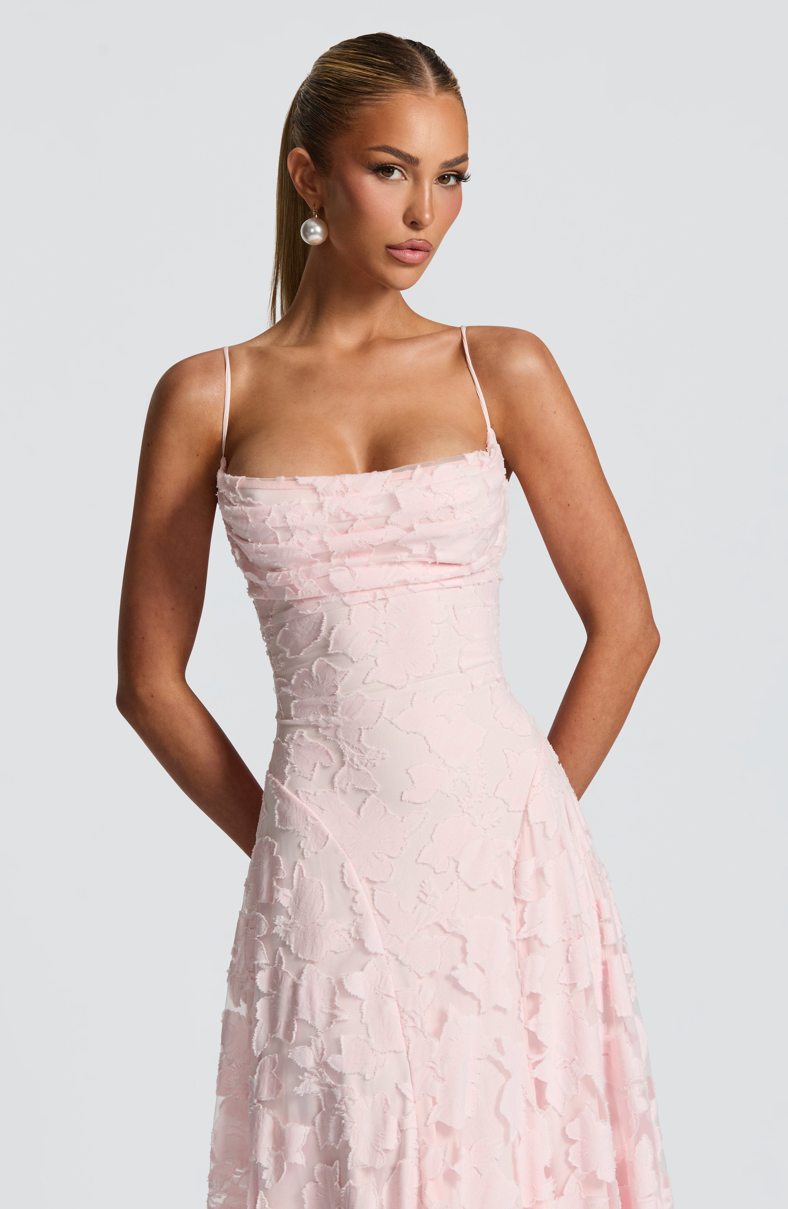 Vaynie | Chic Maxi Dress