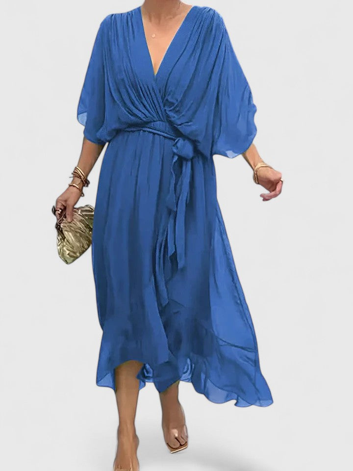 Nada | Chic V-Neck Dress