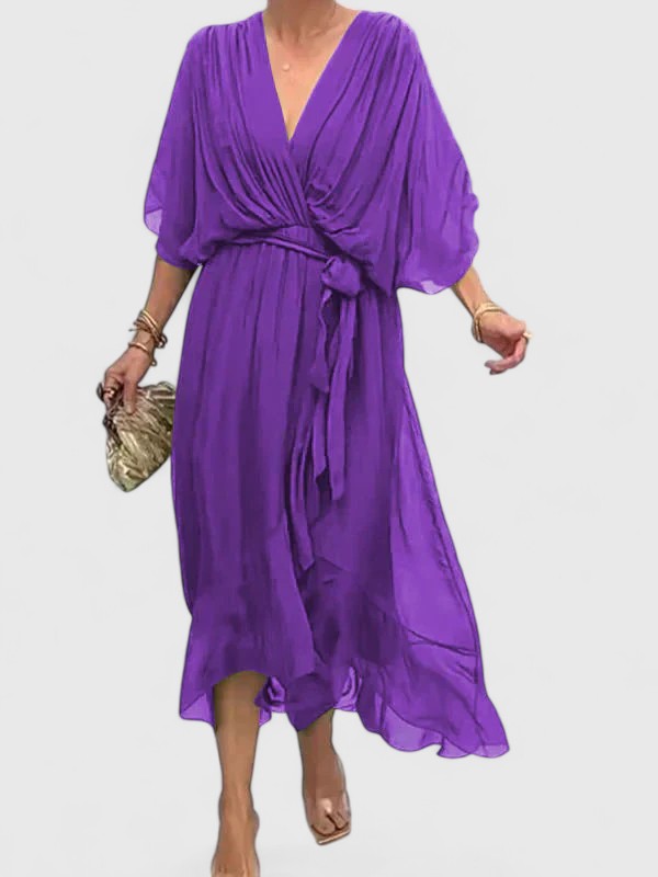 Nada | Chic V-Neck Dress