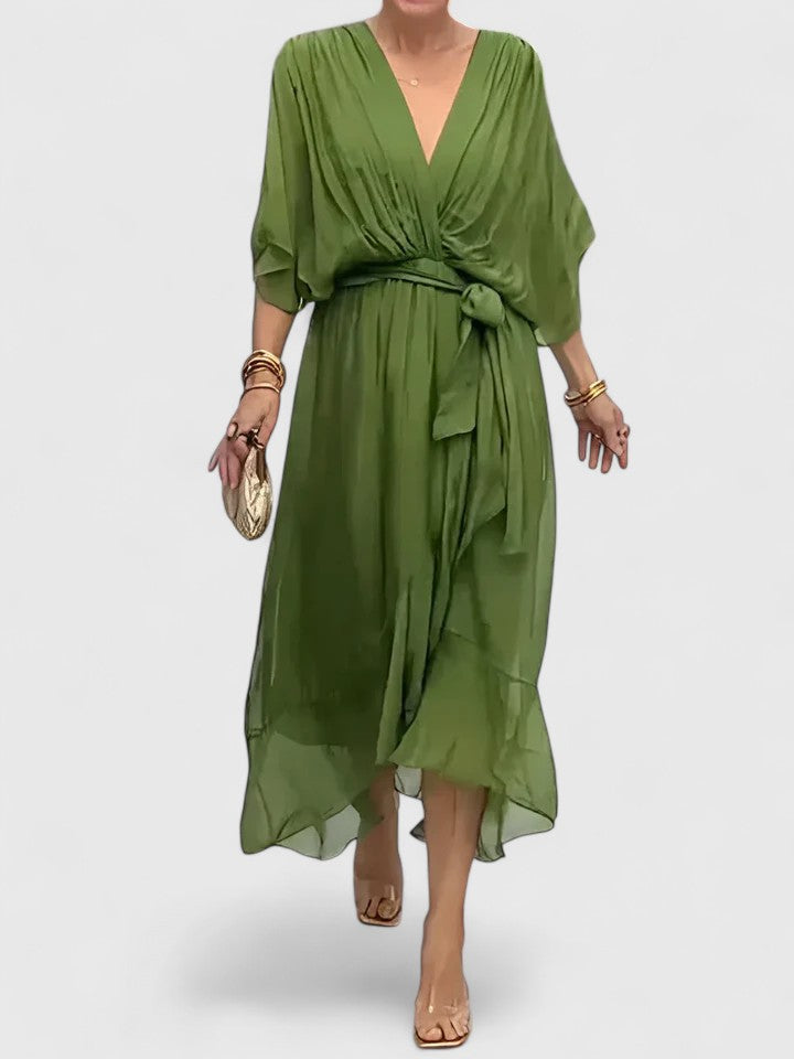 Nada | Chic V-Neck Dress