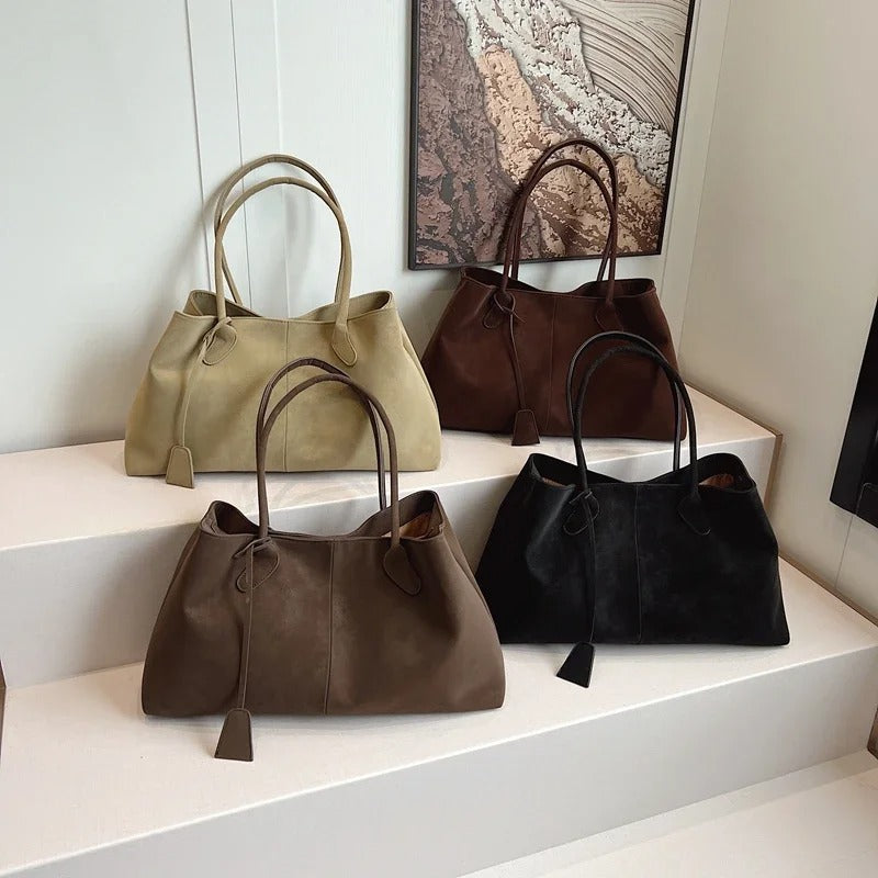 Kyadeeih | Chic Tote Bag